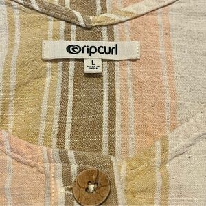 Rip Curl Beige and Peach Striped Cropped Sleeveless Shirt
